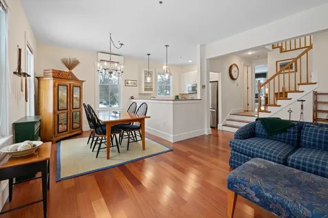 41 Chosen Vale Lane Enfield NH 03748