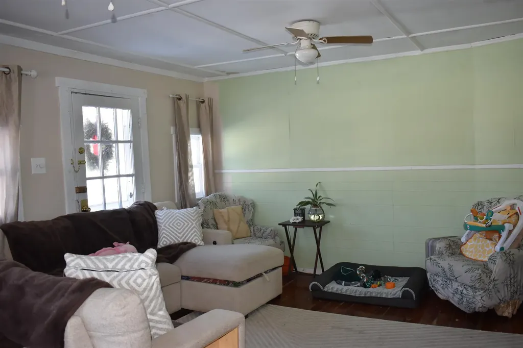 641 & 647 First Nh Turnpike Northwood NH 03261