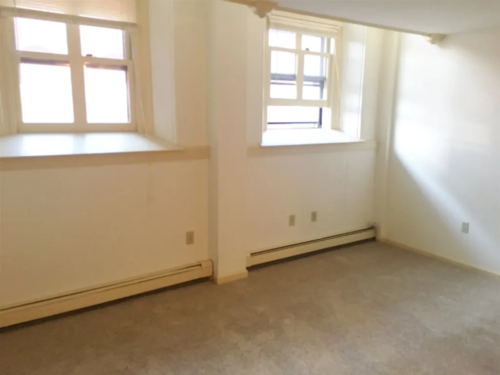 124 Orange Street Manchester NH 03103