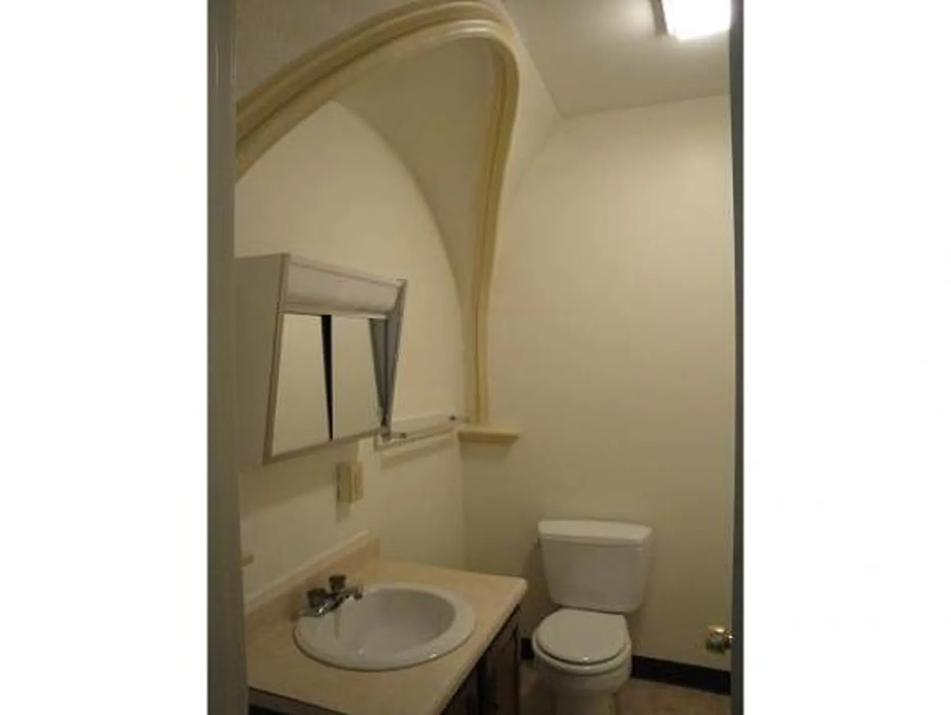 124 Orange Street Manchester NH 03103