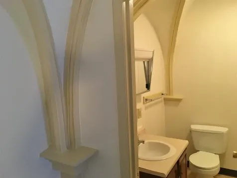 124 Orange Street Manchester NH 03103