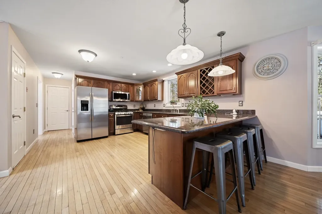 26 Sweetbriar Lane Chester NH 03036