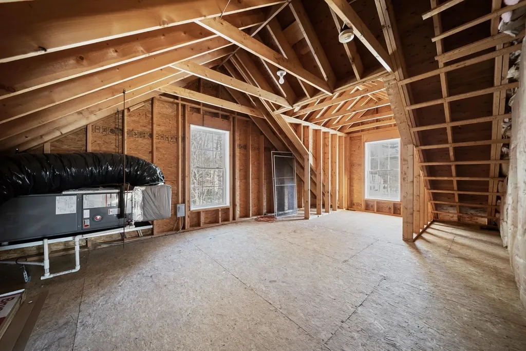 26 Sweetbriar Lane Chester NH 03036