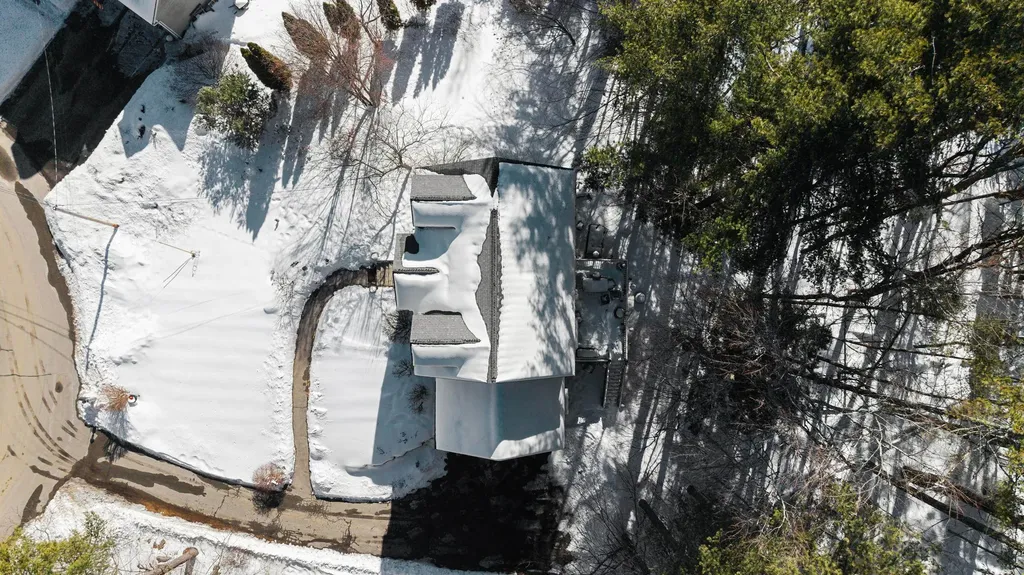 26 Sweetbriar Lane Chester NH 03036