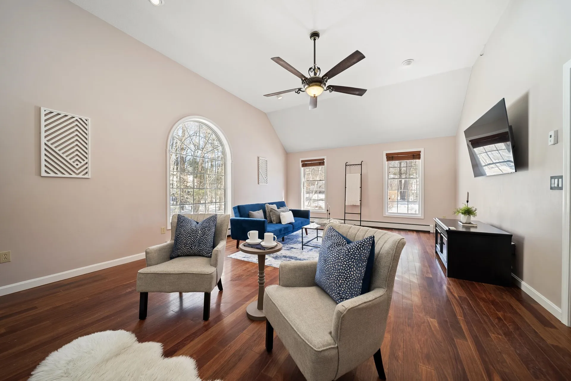 26 Sweetbriar Lane Chester NH 03036