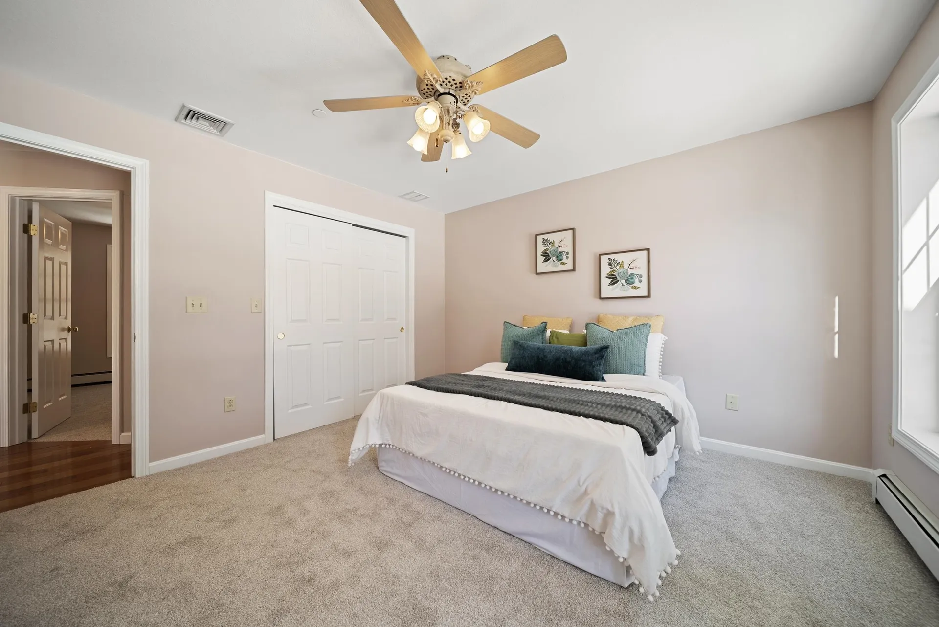 26 Sweetbriar Lane Chester NH 03036