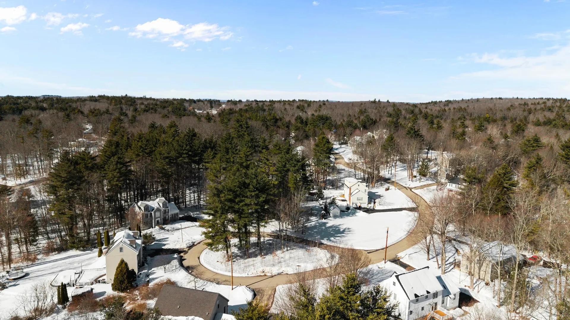 26 Sweetbriar Lane Chester NH 03036