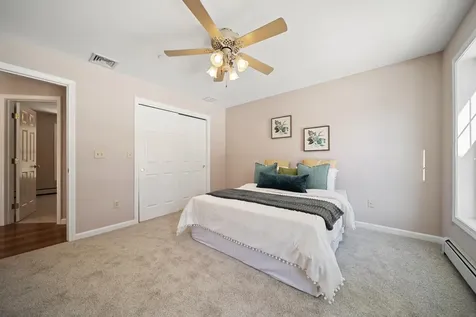 26 Sweetbriar Lane Chester NH 03036