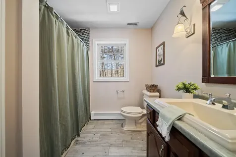 26 Sweetbriar Lane Chester NH 03036