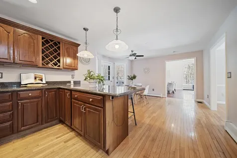 26 Sweetbriar Lane Chester NH 03036