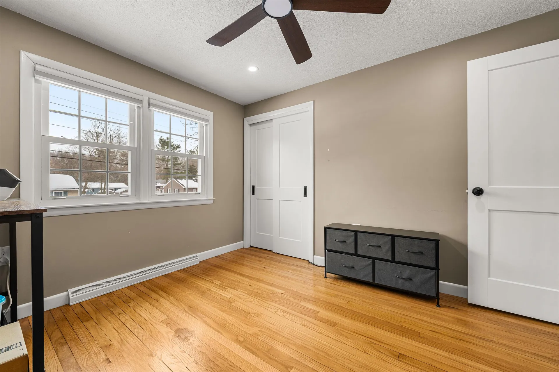 25 Carol Avenue Salem NH 03079