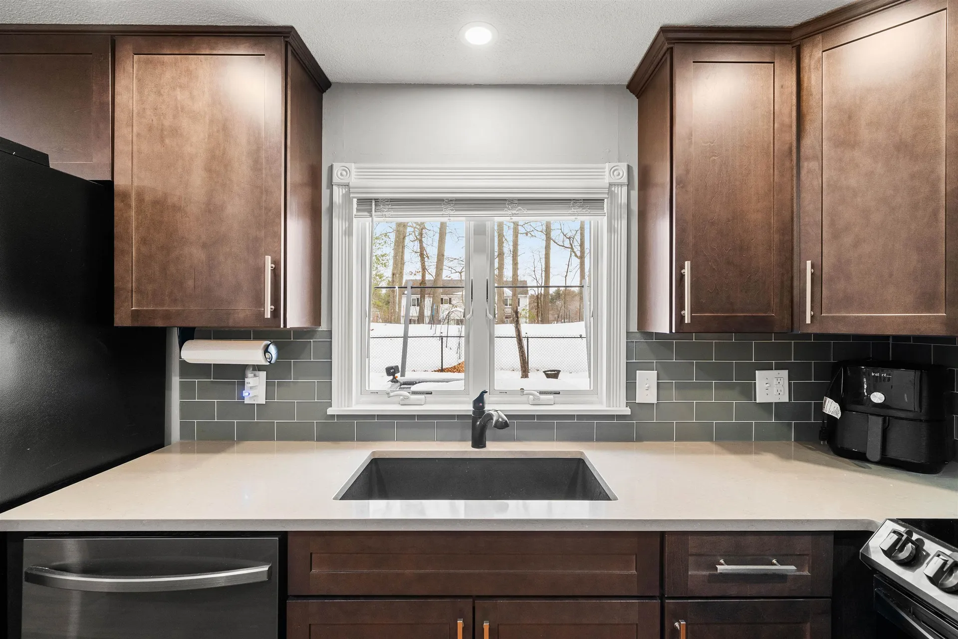 25 Carol Avenue Salem NH 03079