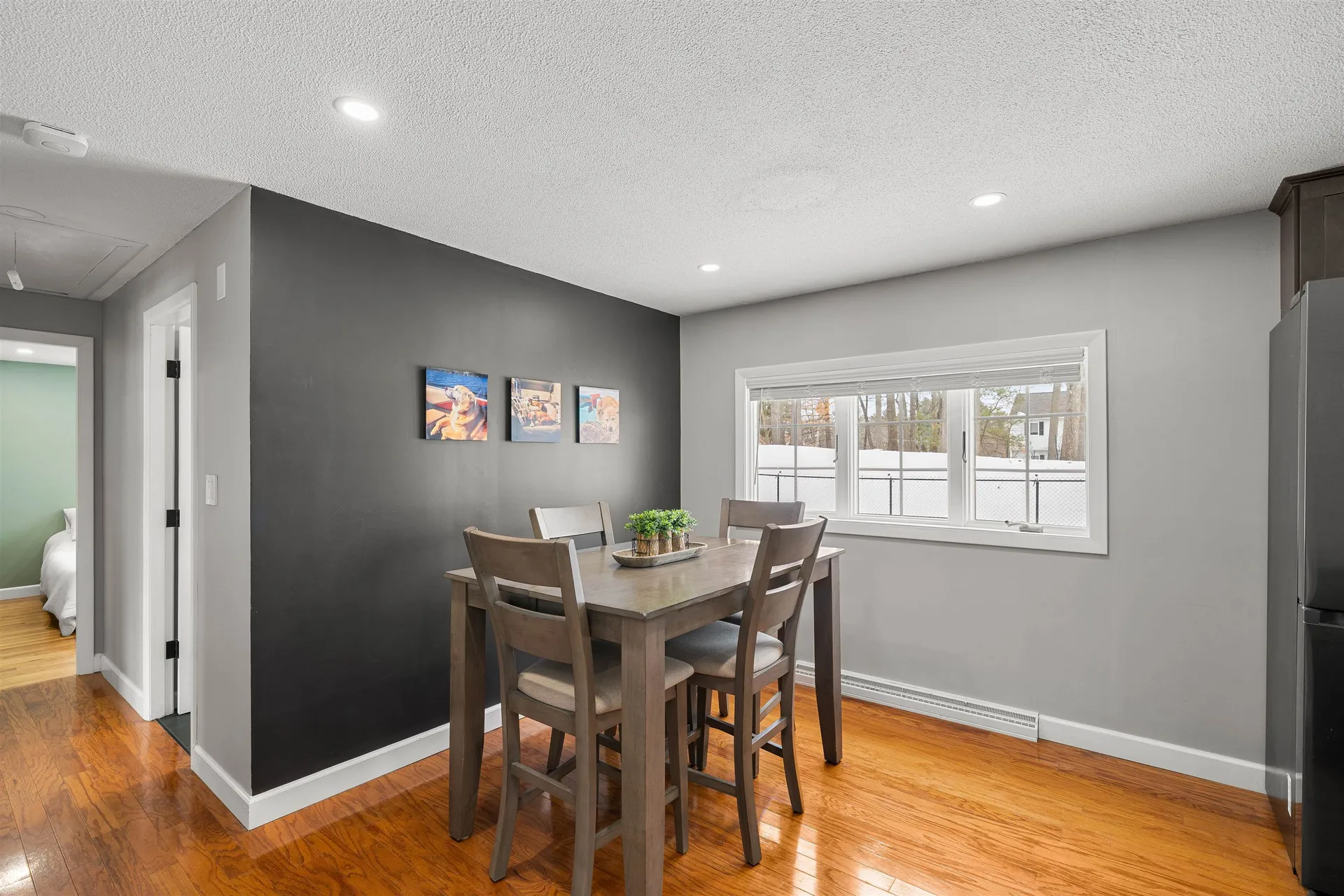 25 Carol Avenue Salem NH 03079