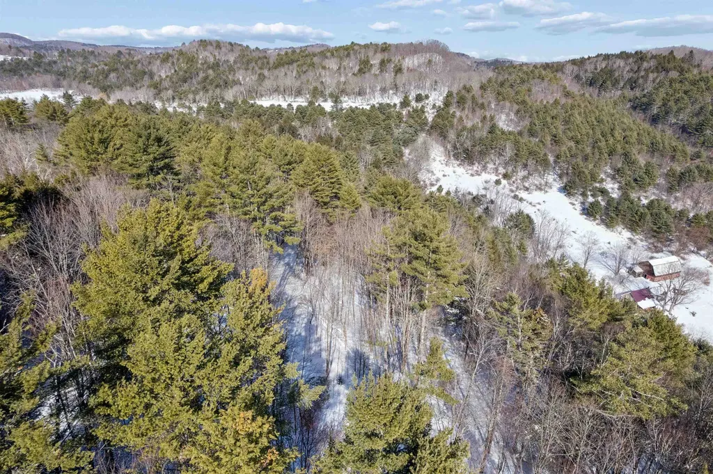 153 Russell Road Tunbridge VT 05077