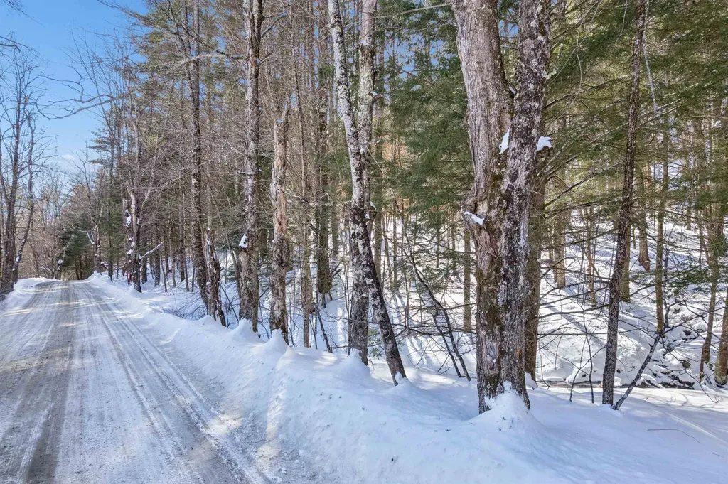 153 Russell Road Tunbridge VT 05077