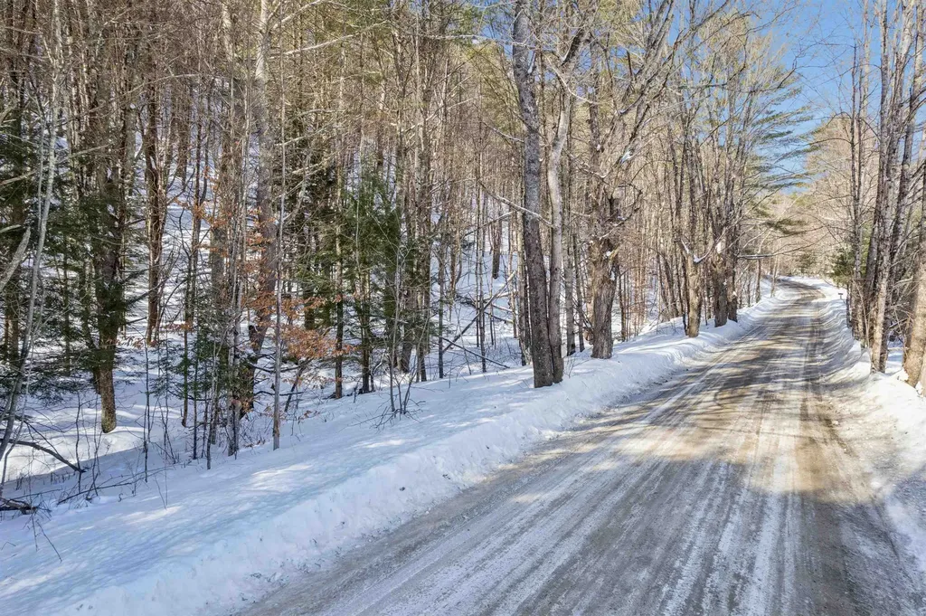 153 Russell Road Tunbridge VT 05077