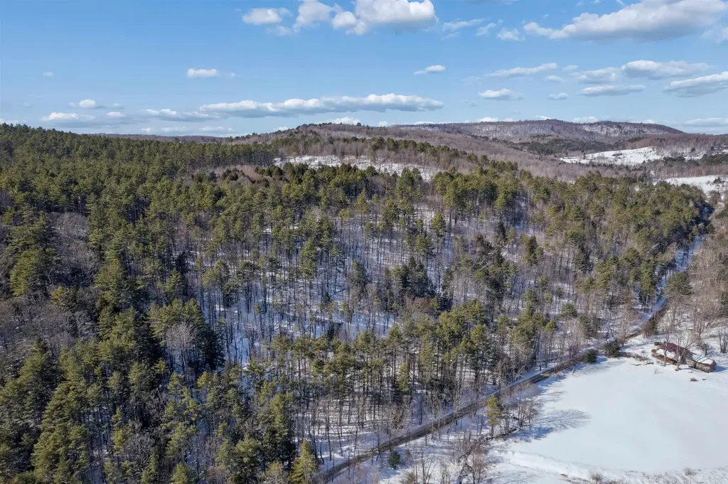 153 Russell Road Tunbridge VT 05077