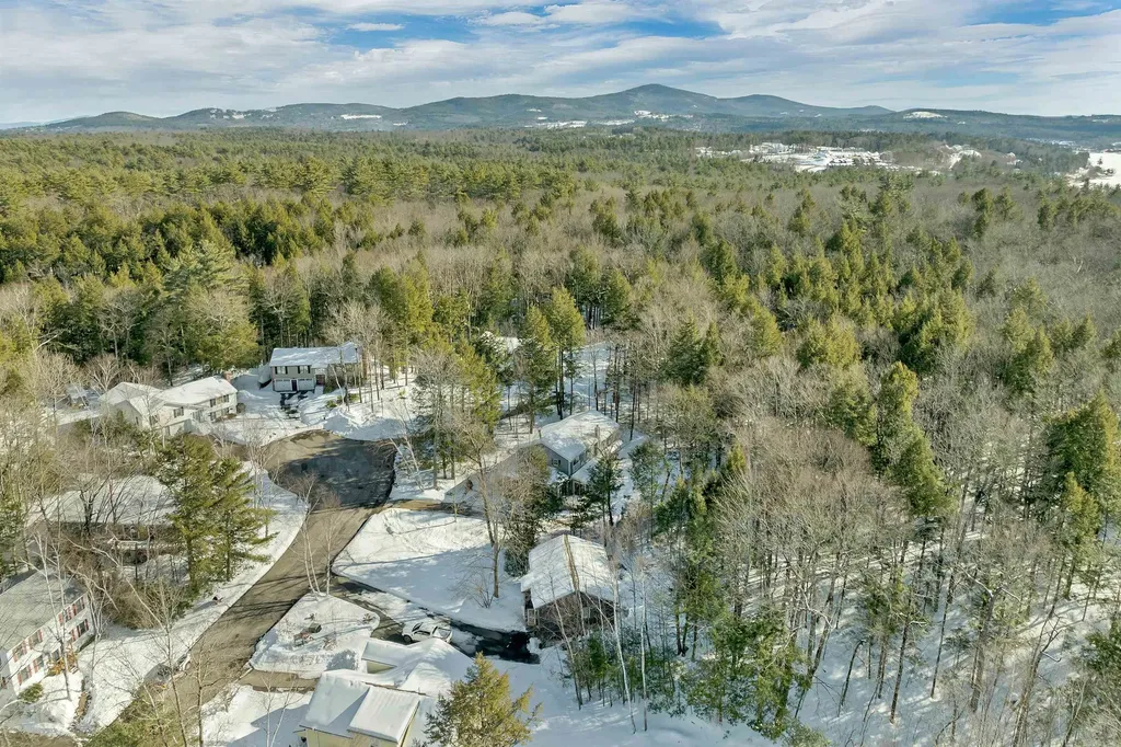 45 Timber Lane Laconia NH 03246