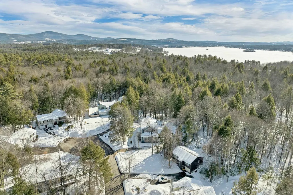 45 Timber Lane Laconia NH 03246