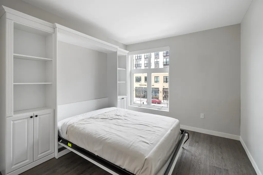 18 Artisan Drive Salem NH 03079