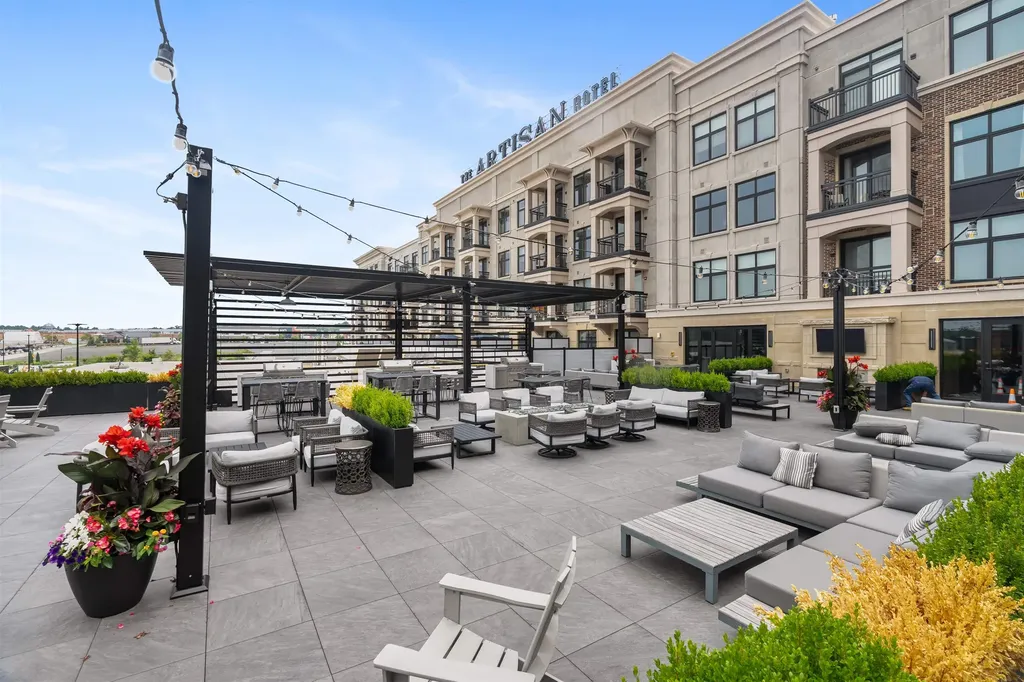 18 Artisan Drive Salem NH 03079