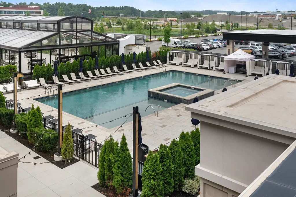 18 Artisan Drive Salem NH 03079