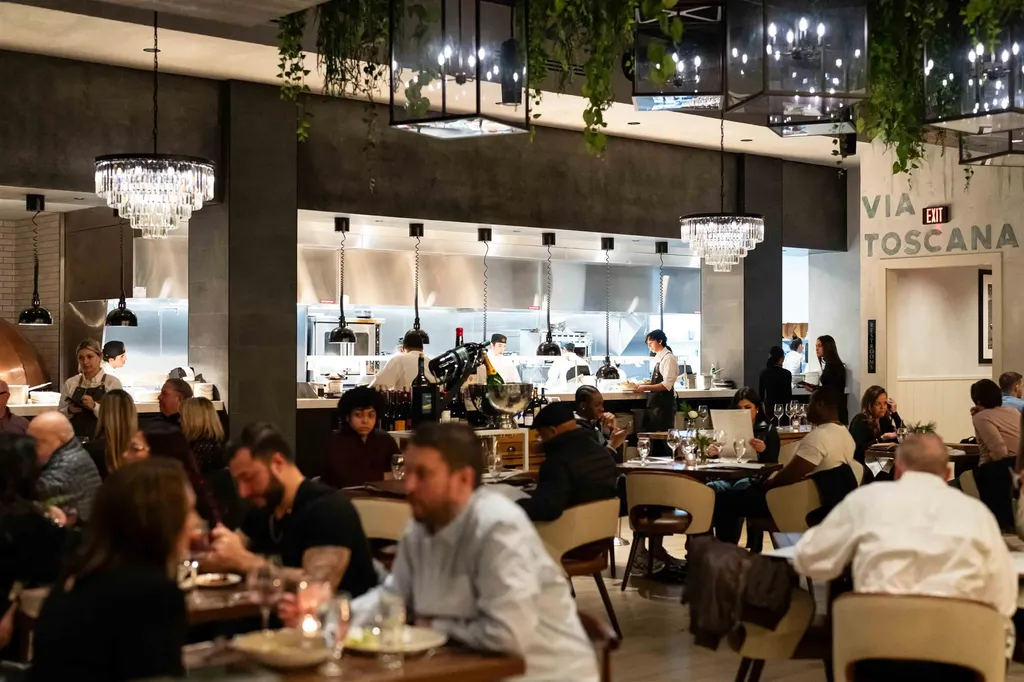 18 Artisan Drive Salem NH 03079