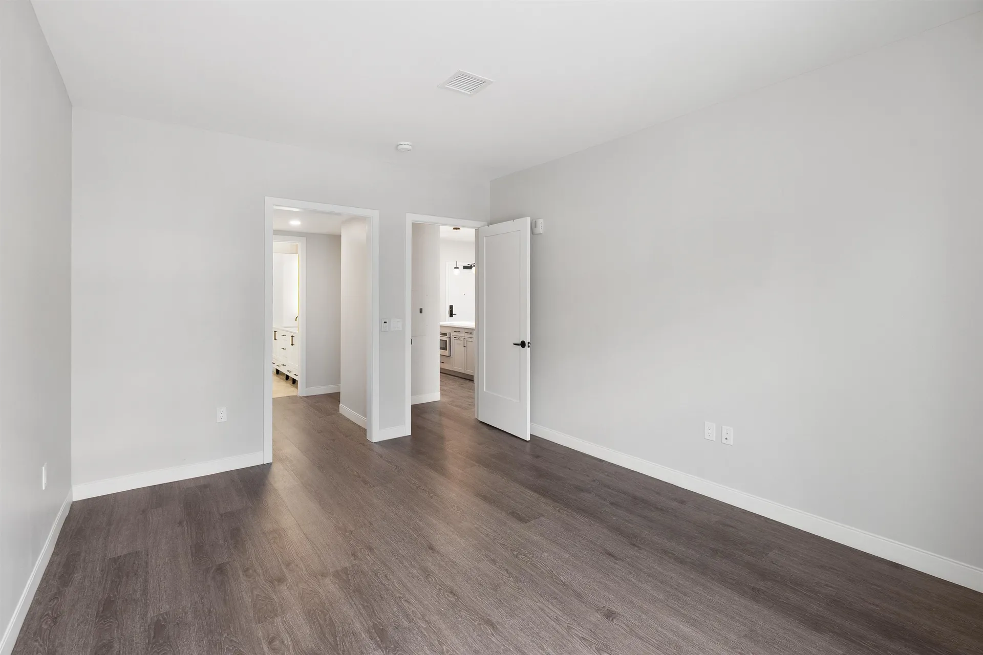 18 Artisan Drive Salem NH 03079