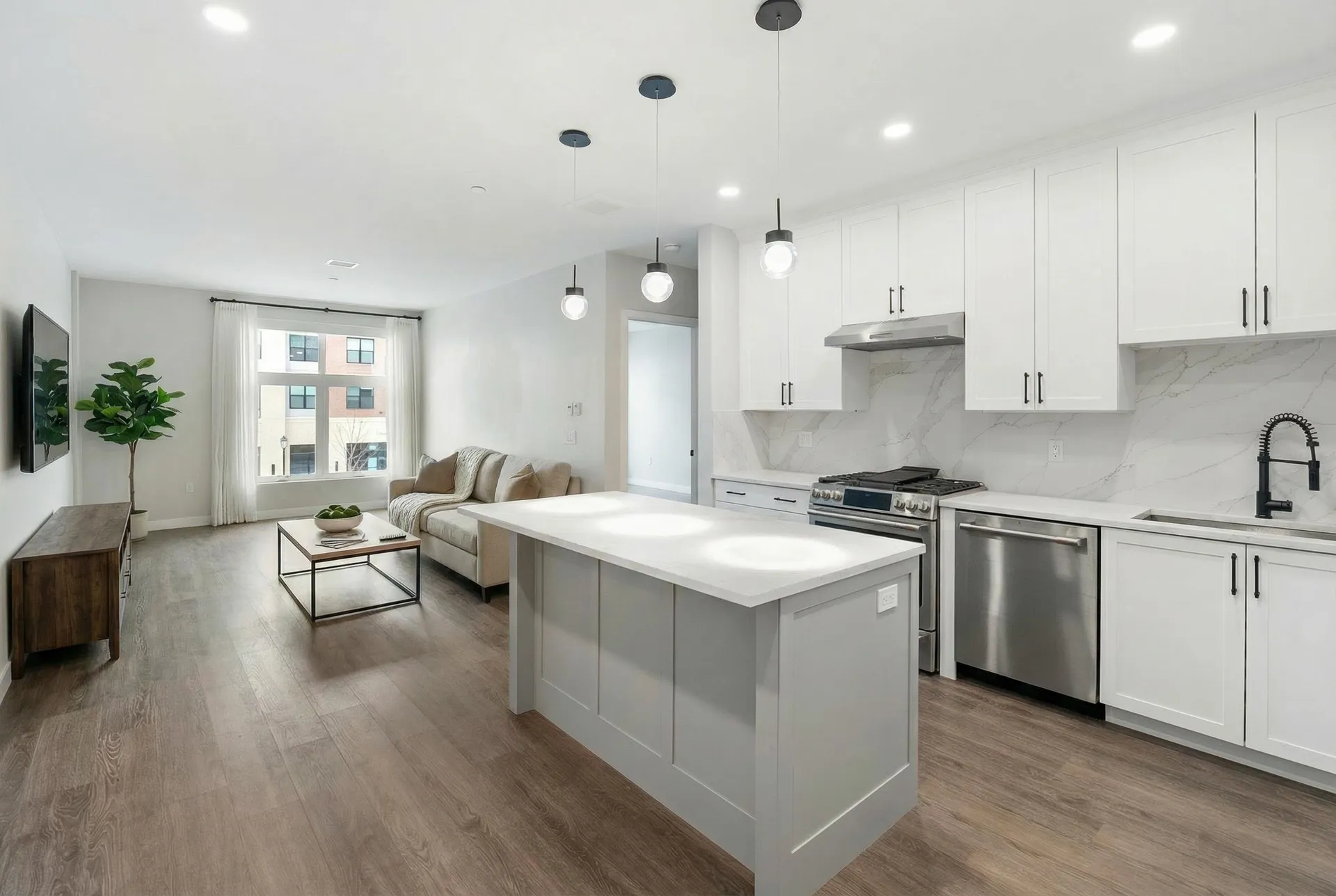 18 Artisan Drive Salem NH 03079