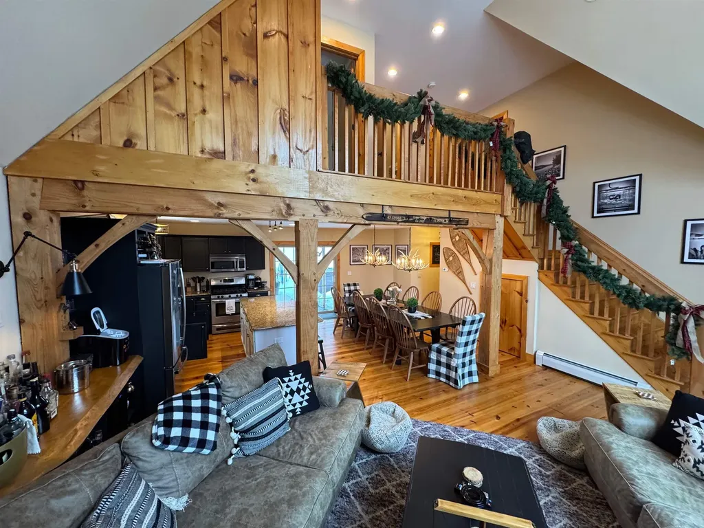 16 Rock Split Way Wilmington VT 05363