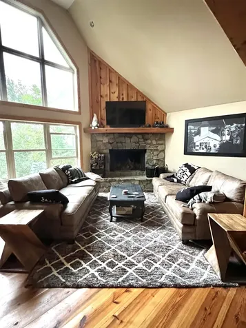 16 Rock Split Way Wilmington VT 05363