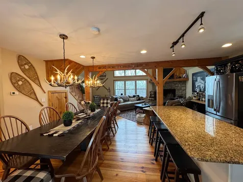 16 Rock Split Way Wilmington VT 05363