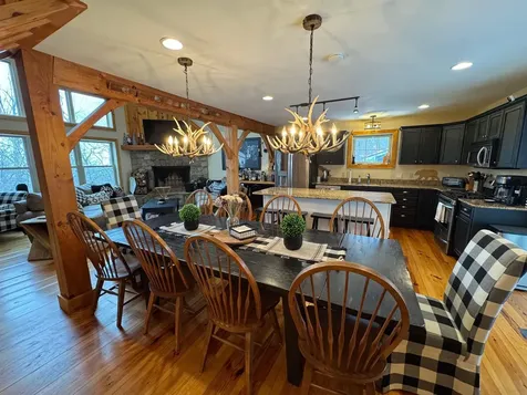 16 Rock Split Way Wilmington VT 05363