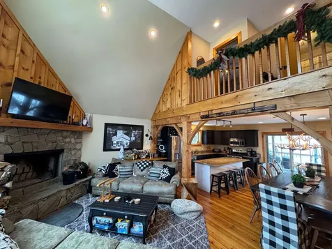 16 Rock Split Way Wilmington VT 05363