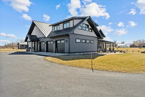 61 Lakewood Drive Swanton VT 05488