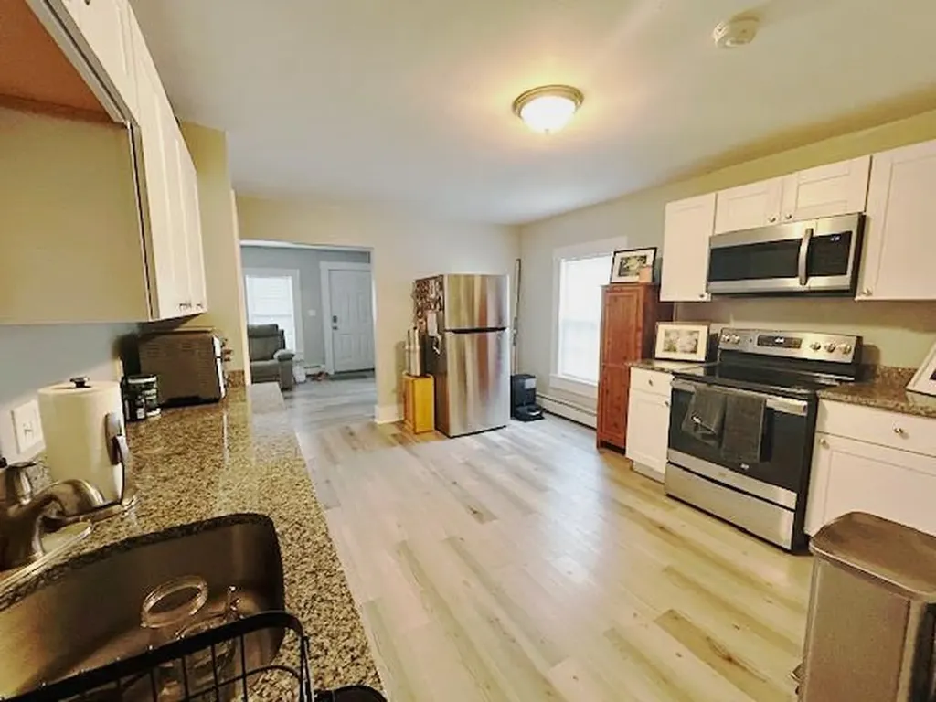 47 Pickering Road Rochester NH 03839