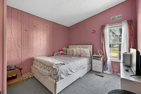 31 Mcelwain Street Merrimack NH 03054