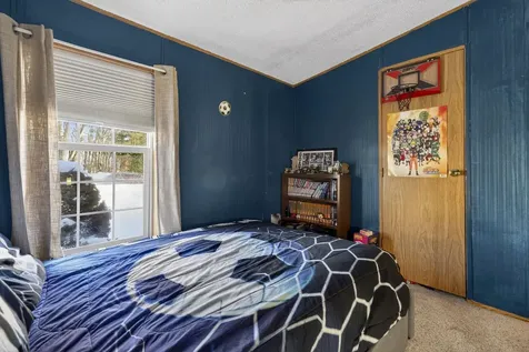 31 Mcelwain Street Merrimack NH 03054