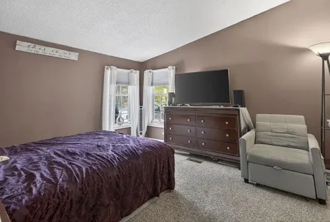 31 Mcelwain Street Merrimack NH 03054