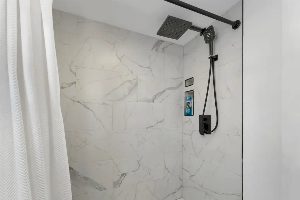 178 School Street Laconia NH 03246