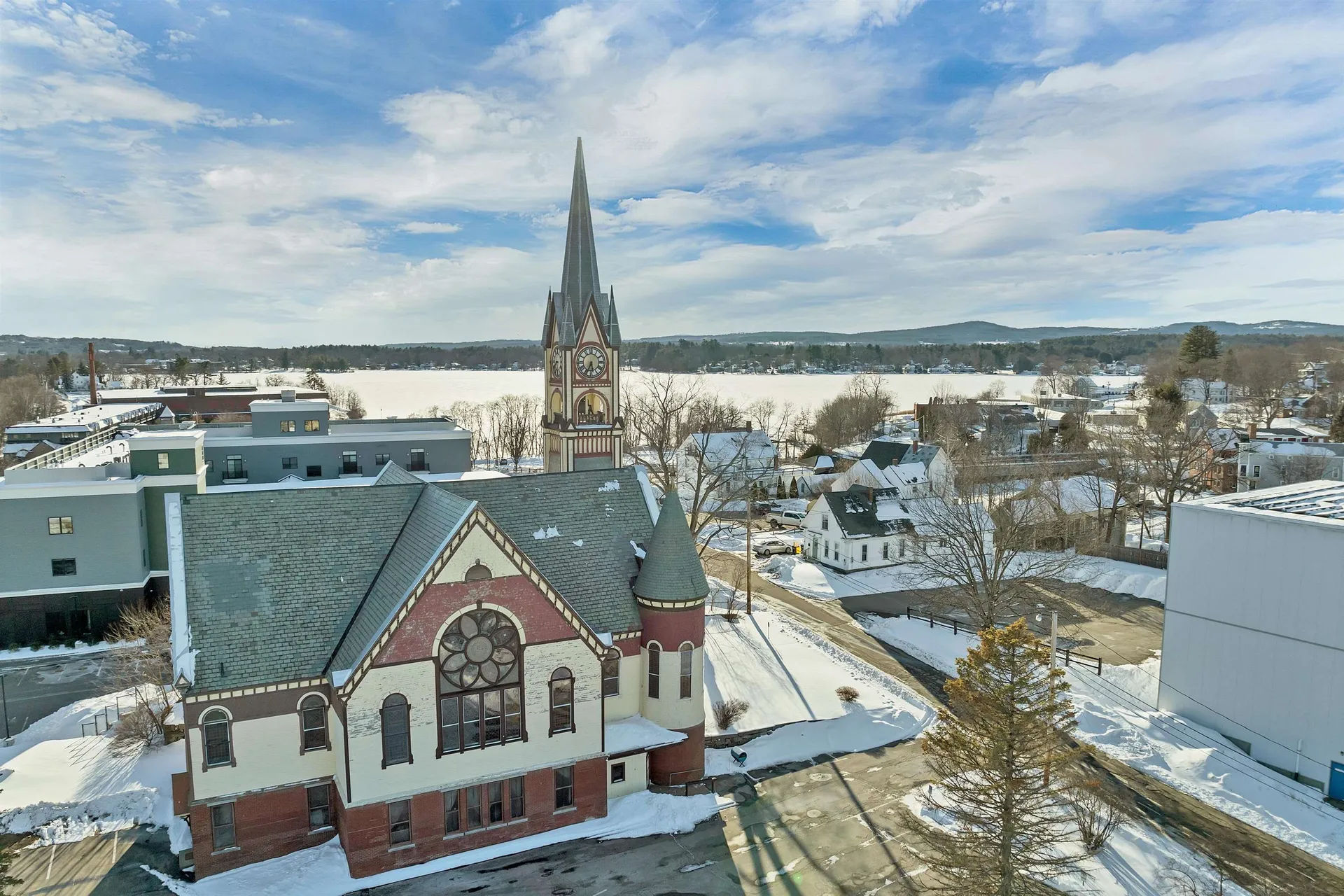 178 School Street Laconia NH 03246