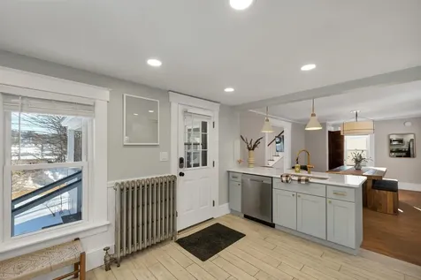 178 School Street Laconia NH 03246