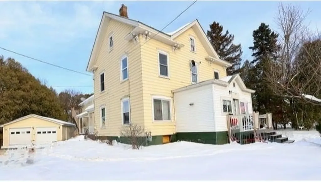 33 Grand Avenue Swanton VT 05488