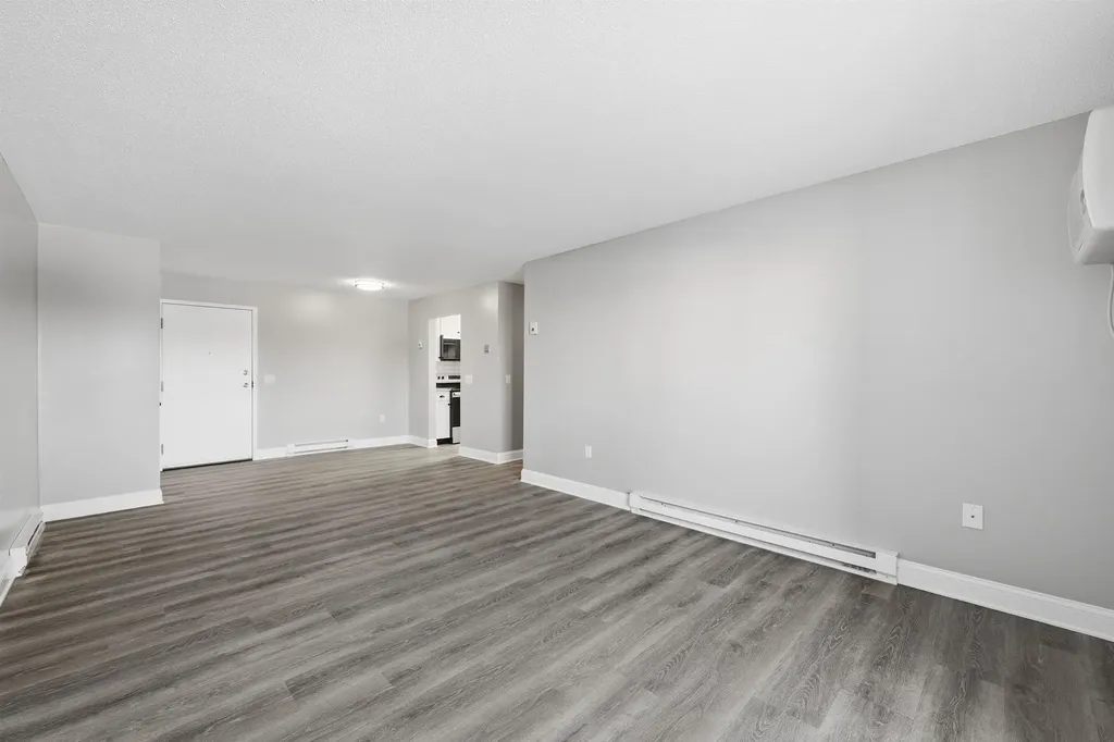 230 Eastern Avenue Manchester NH 03104