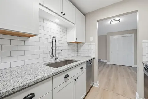 230 Eastern Avenue Manchester NH 03104