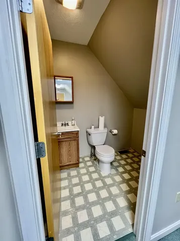 151 Route 27 Raymond NH 03077