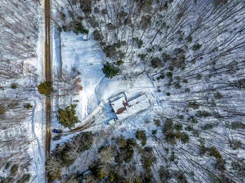 21 Dodge Road Groton NH 03040