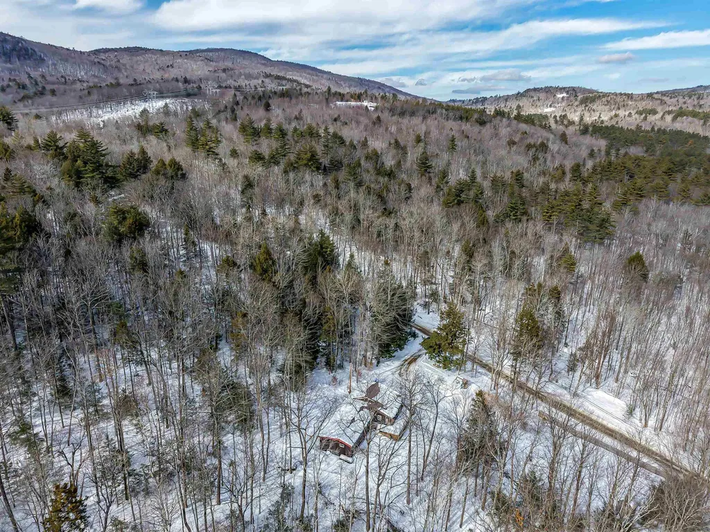 21 Dodge Road Groton NH 03040