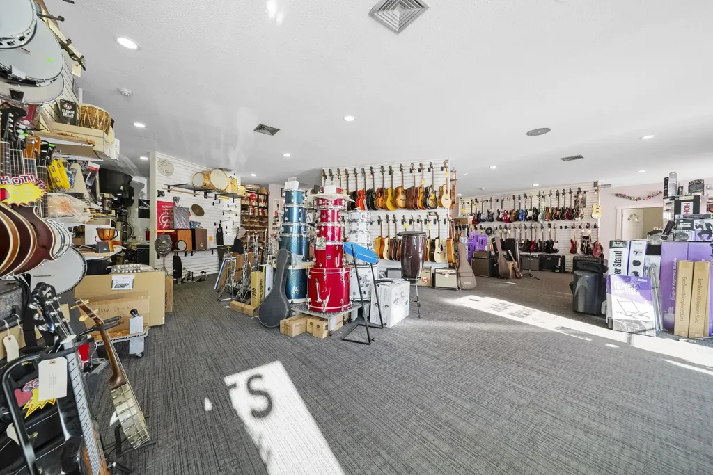 112 Nh Route 101a Amherst NH 03031