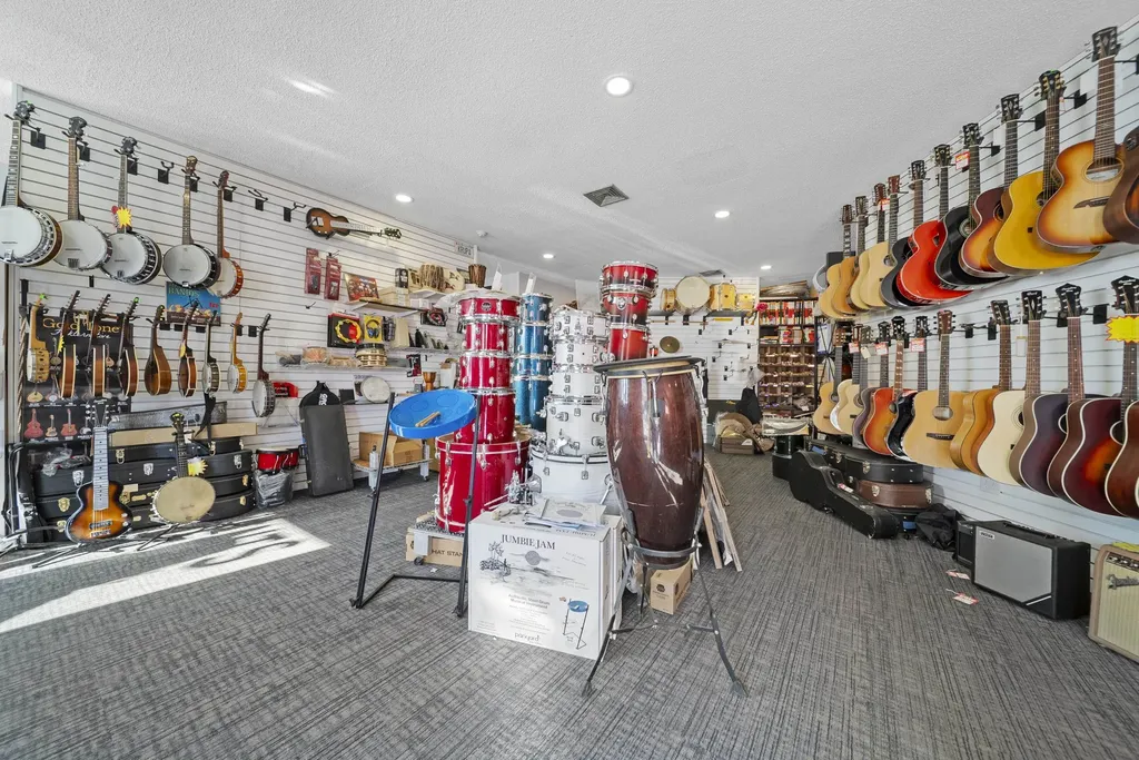 112 Nh Route 101a Amherst NH 03031